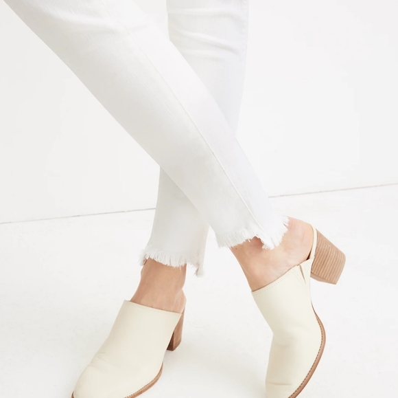 Madewell button fly white jeans - Picture 3 of 9